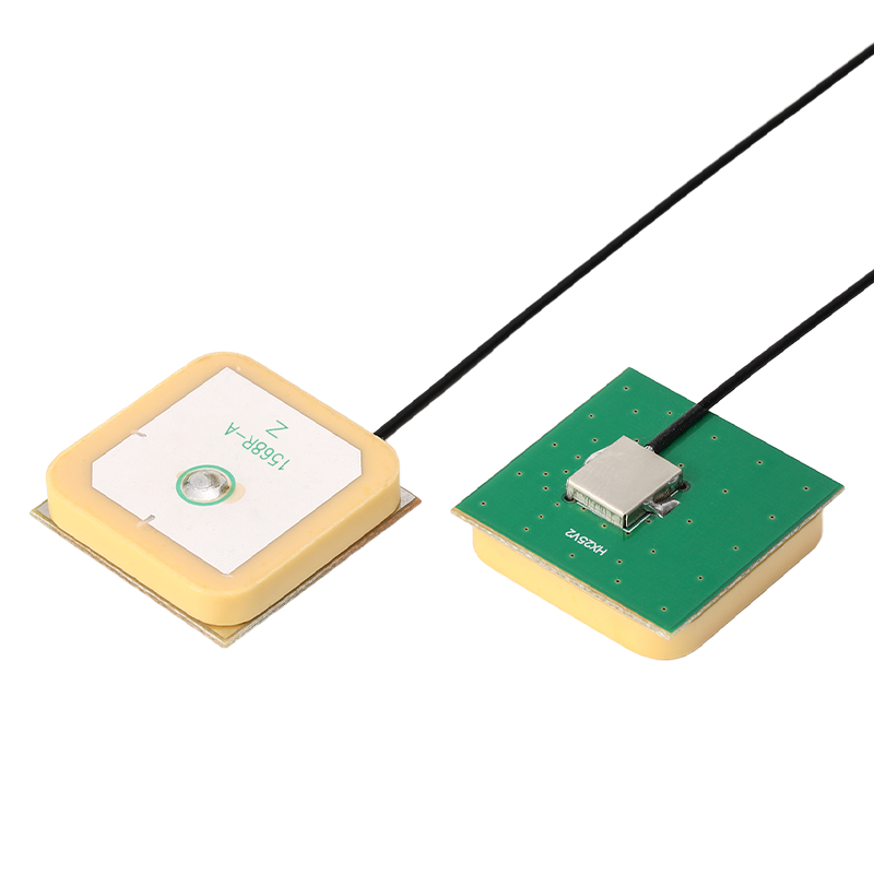 GPS/BDS有源陶瓷天线：参数解读与应用要点